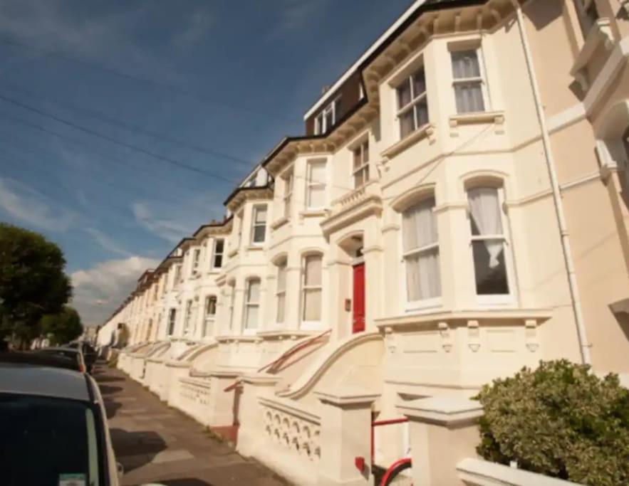 Sunny Seaside Sanctuary - Two Bedroom Apartment Hove Exterior foto